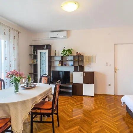 Two-bedroom With Sea View 03 Hvar Town